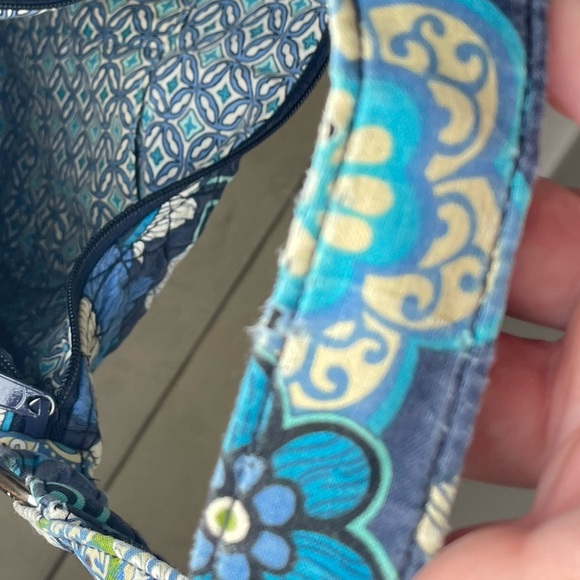 Vera Bradley Blue and White Quilted Purse - Picture 6 of 6
